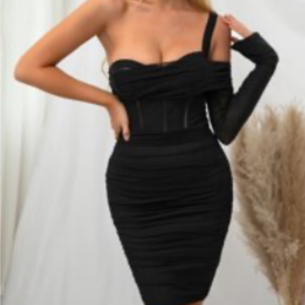 One shoulder mesh dress